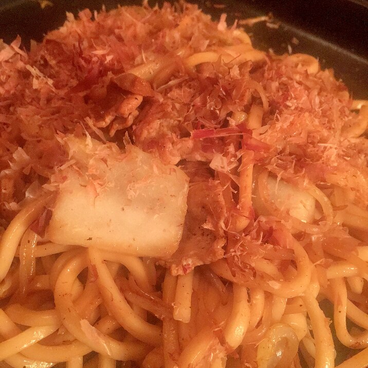 だし風味の焼きうどん(ホットプレート焼肉後)